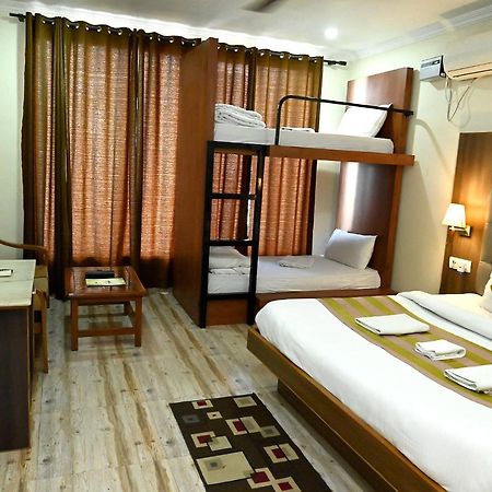 Hotel Peepal Tree Ришикеш Экстерьер фото