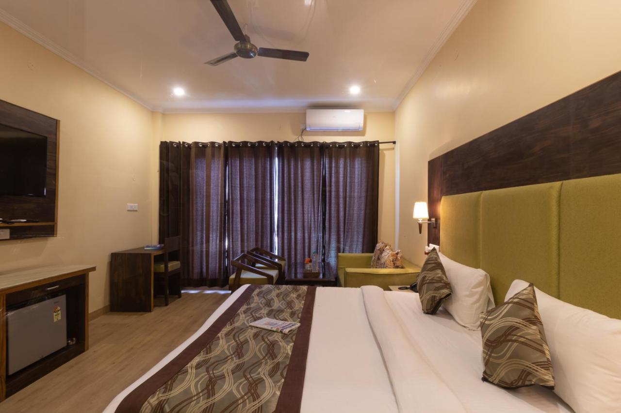 Hotel Peepal Tree Ришикеш Экстерьер фото